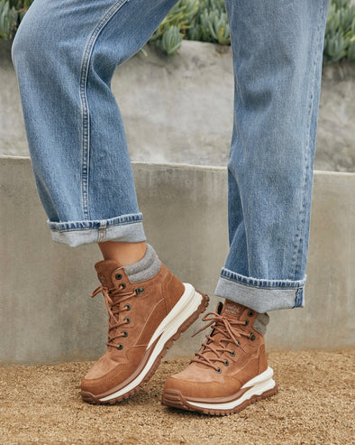 Lodge Sneaker