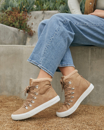 Amherst Lined High Top Sneaker