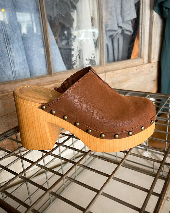 Novi Clog