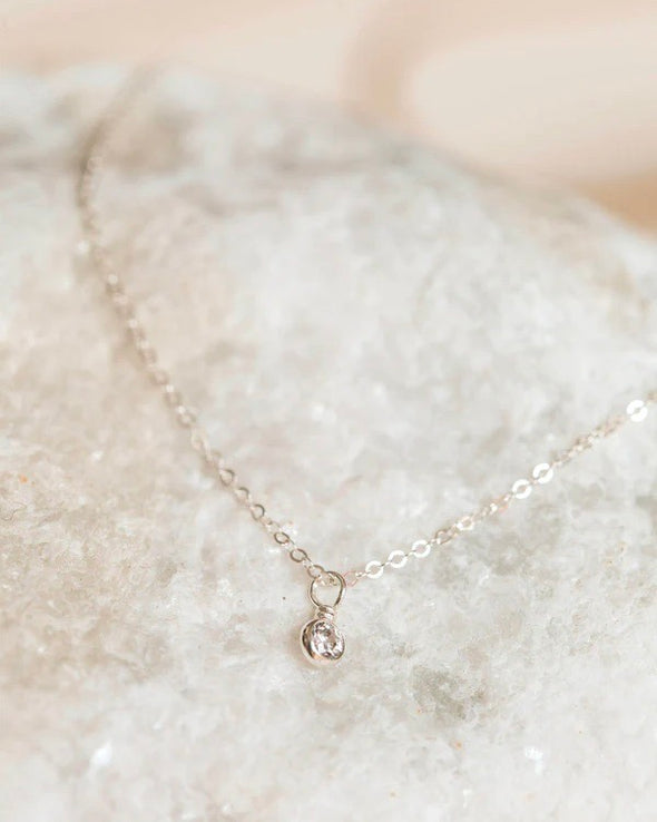 Hello Adorn - Solitaire Necklace