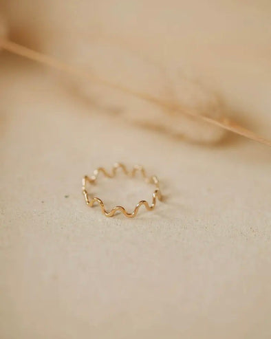 Hello Adorn - Squiggle Ring