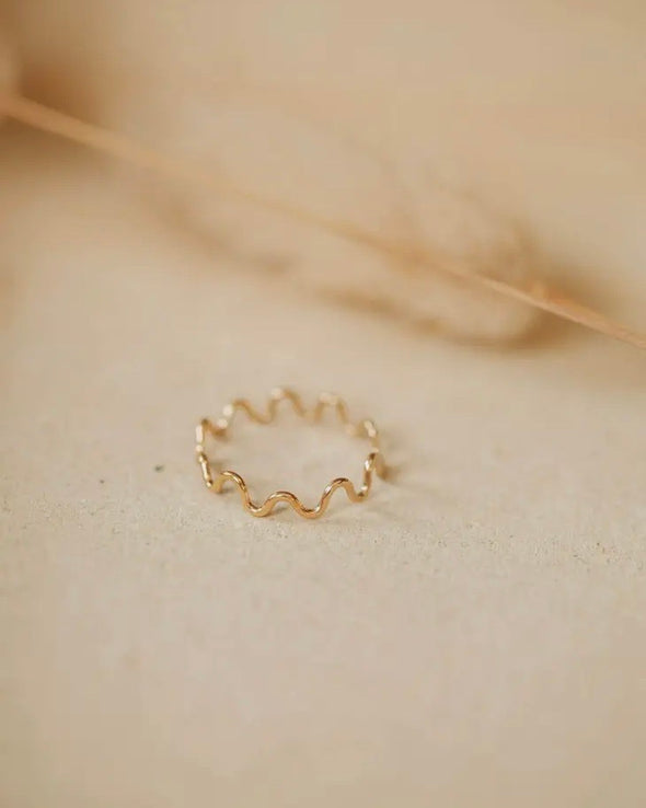 Hello Adorn - Squiggle Ring